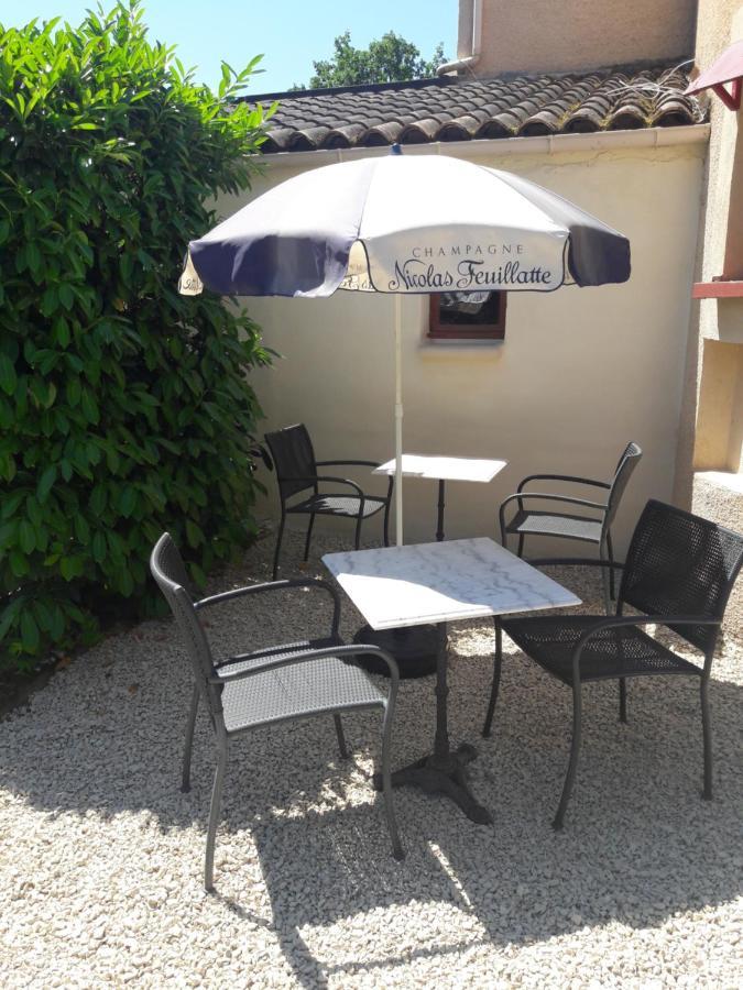 Le Clos Des Dryades S Vers  Exterior foto